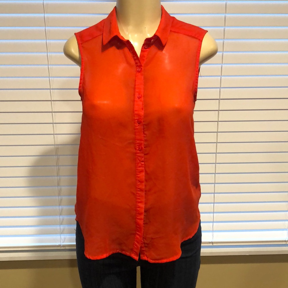 Women’s shirt